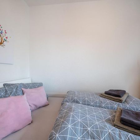 Moderne Eg-Wohnung In Sudenburg Mit Parkplatz, Top Anbindung Magdebourg Extérieur photo